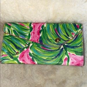 NWOT!! Lily Pulitzer Sunglasses Case!!